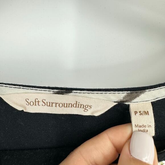 Soft Surroundings Kaftan Dress Size S/M Black White Embroidered Collar Maxi - Picture 7 of 10